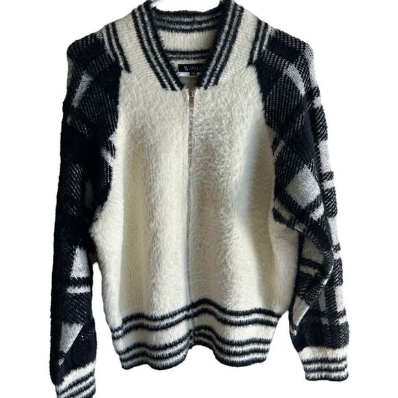 77 Sisters Tartan Plaid Black & Cream Fuzzy Bomber Sweater Jacket Zip Up ‎ Small - Picture 1 of 10